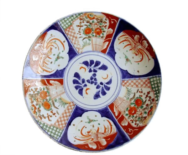 Sold - Small Imari Plate - Rubbish Interiors Inc.