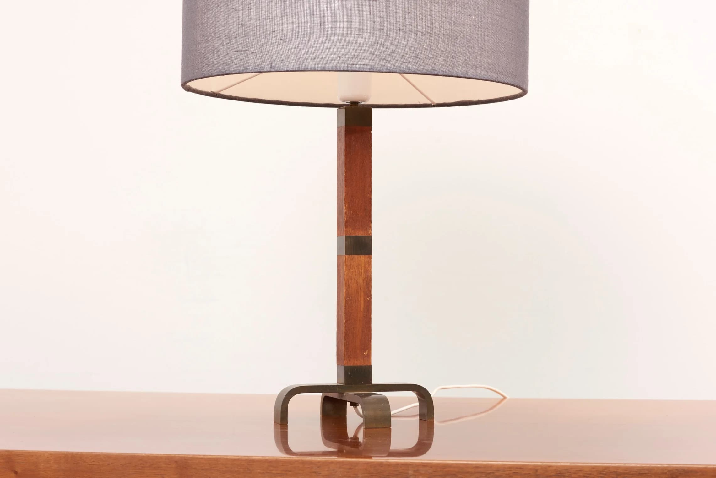 1950s Table Lamp in wood and brass