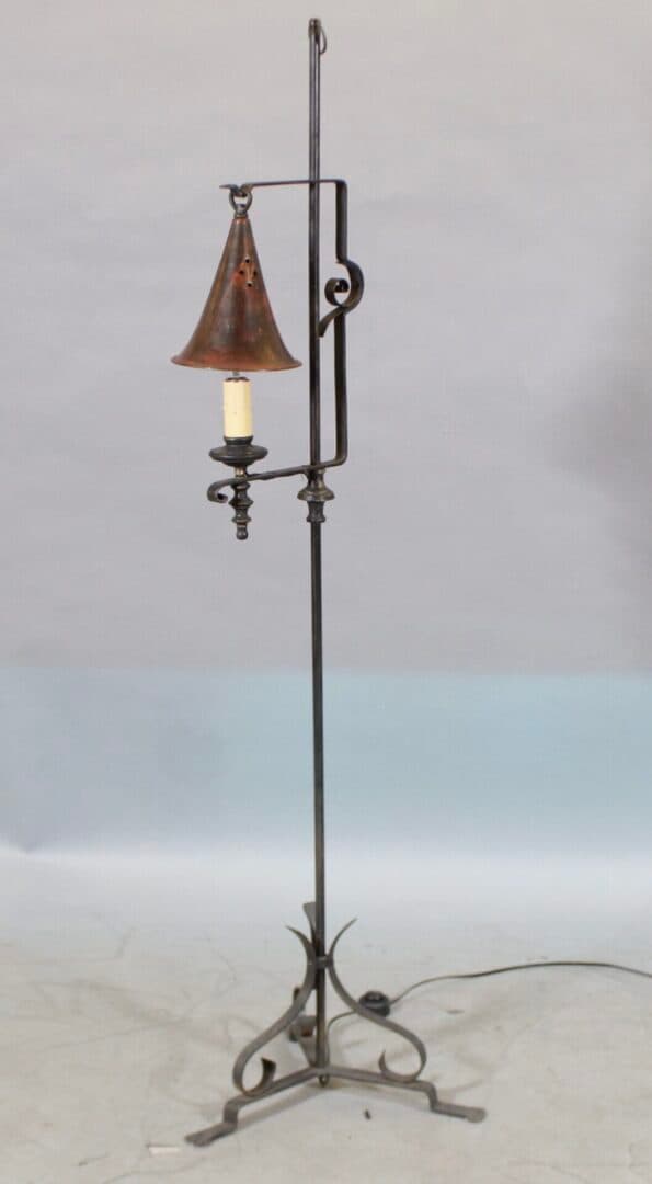 44755. Floor Lamp With Adjustable Lamp In The Manner Of Samuel Yelling