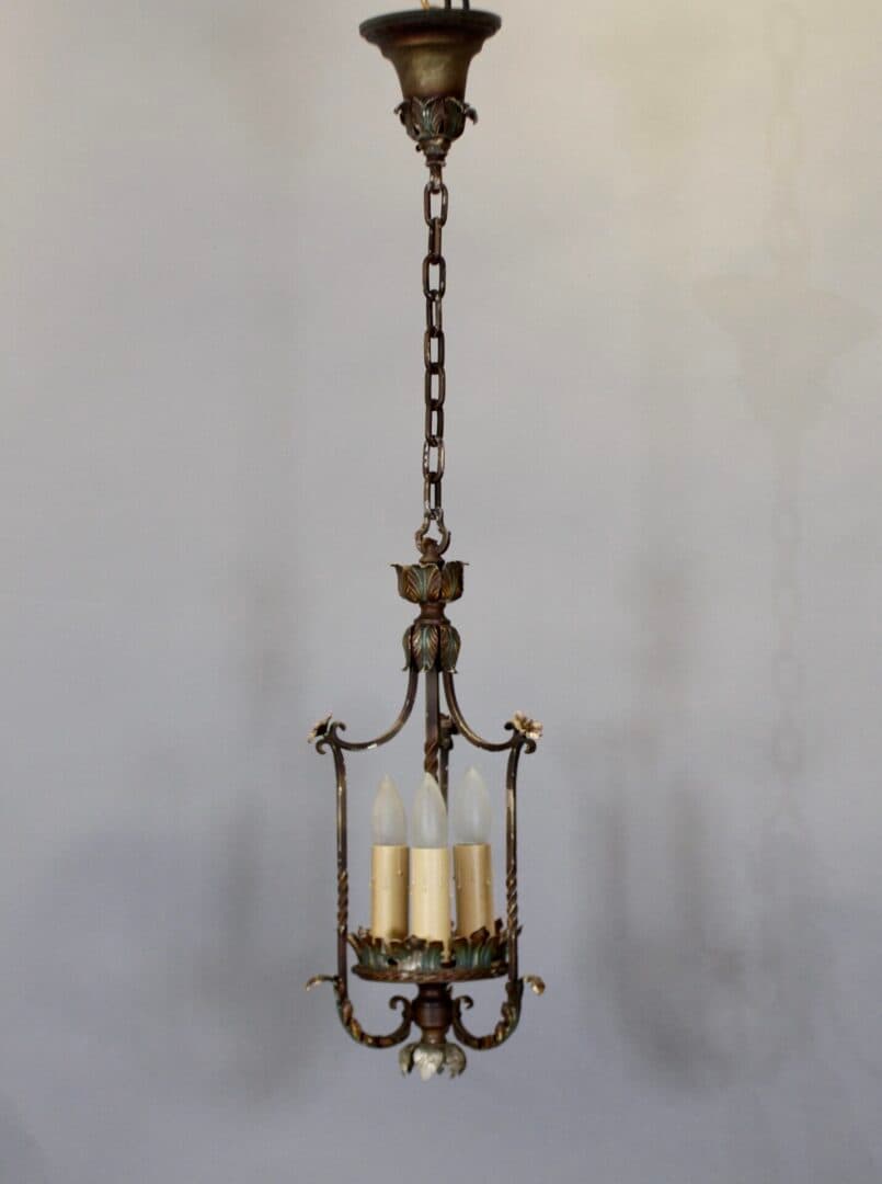 47611. Spanish Revival 1920’s Pendant With Acanthus Floral Motif