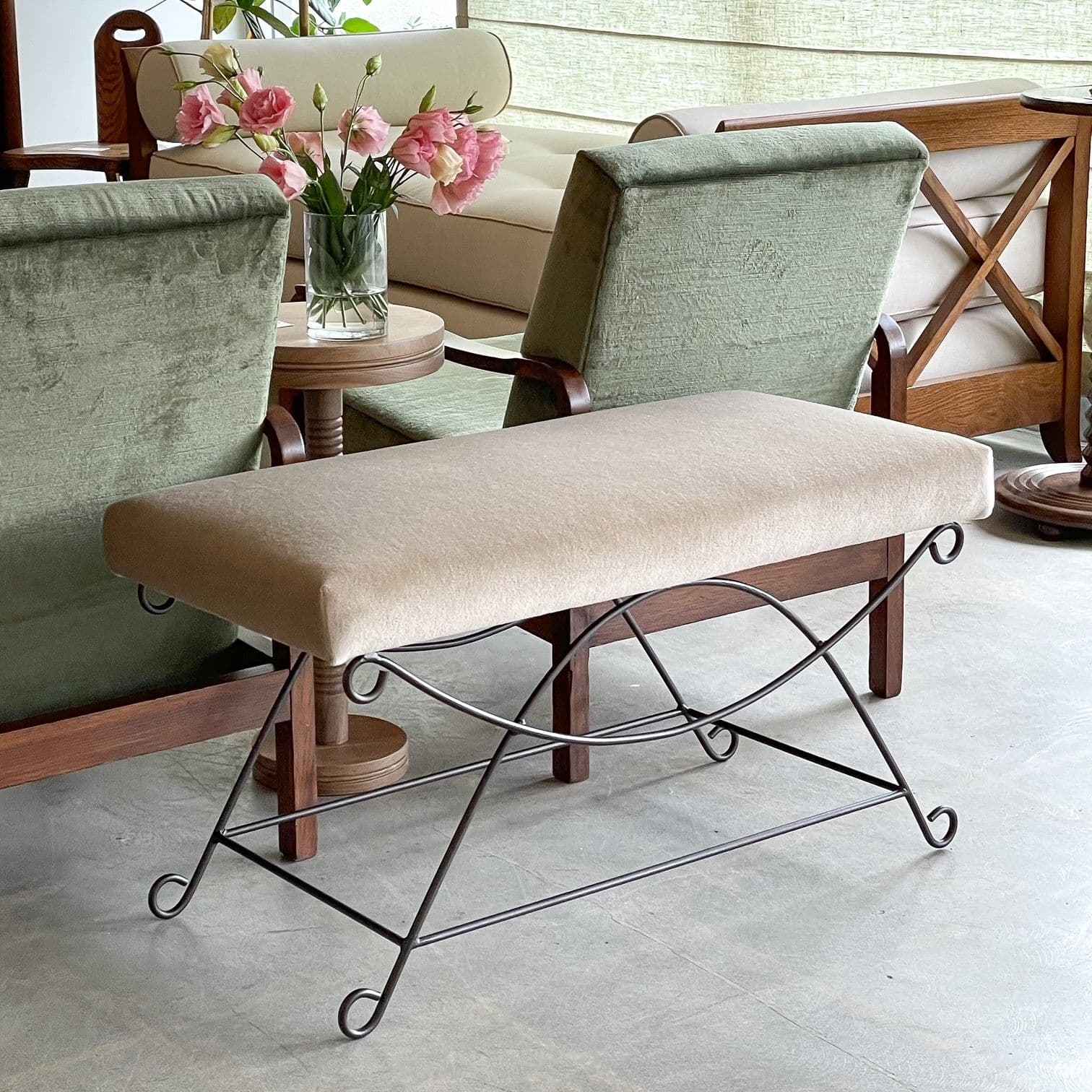 Panoplie Iron Loop Bench